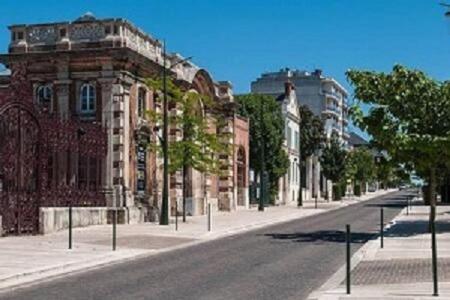 Le Louis Pasteur 4 Premium Epernay Exterior photo